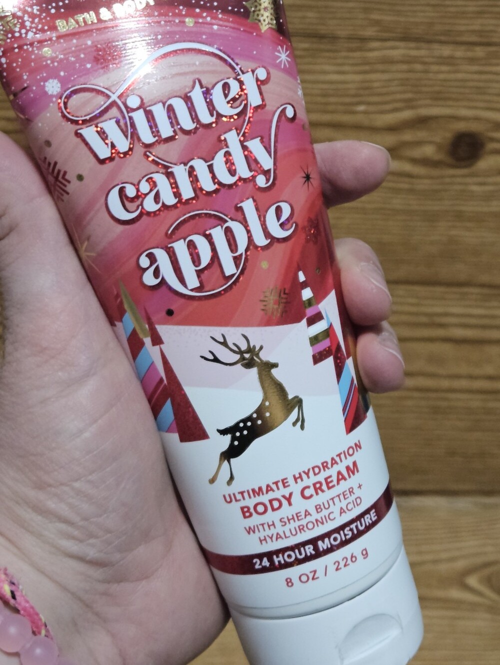 Bath And Body Works Winder Candy Apple 8oz Body Cream - Picture 3 of 4